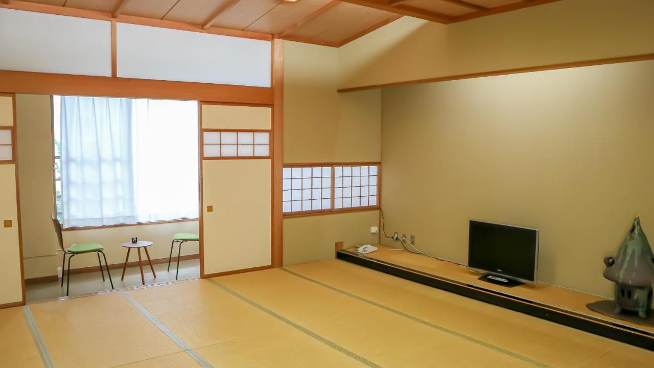 Hotel & Resort Kiyomizu Bozanso Nagano Buitenkant foto