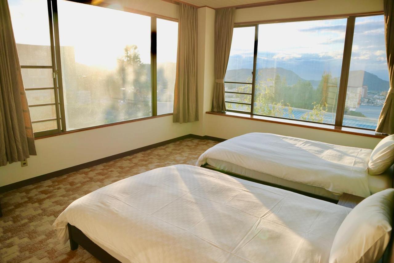 Hotel & Resort Kiyomizu Bozanso Nagano Buitenkant foto